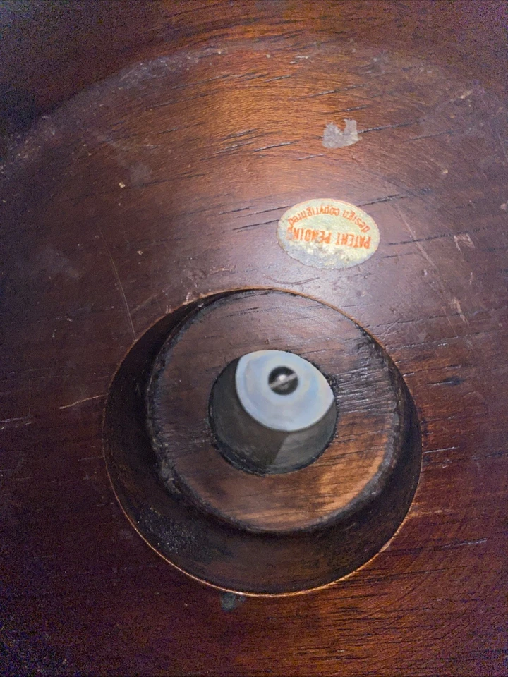 Cuenco de madera vintage con cascanueces sin marca Foto 2 de 4