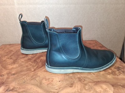 Red Wing Heritage Weekender Chelsea Men's Boots 3310. Size 10 D. Black.