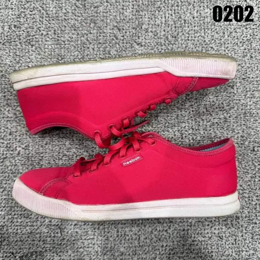 Reebok Pink Canvas Sneakers - Lightly Used, Size varies thumbnail 2