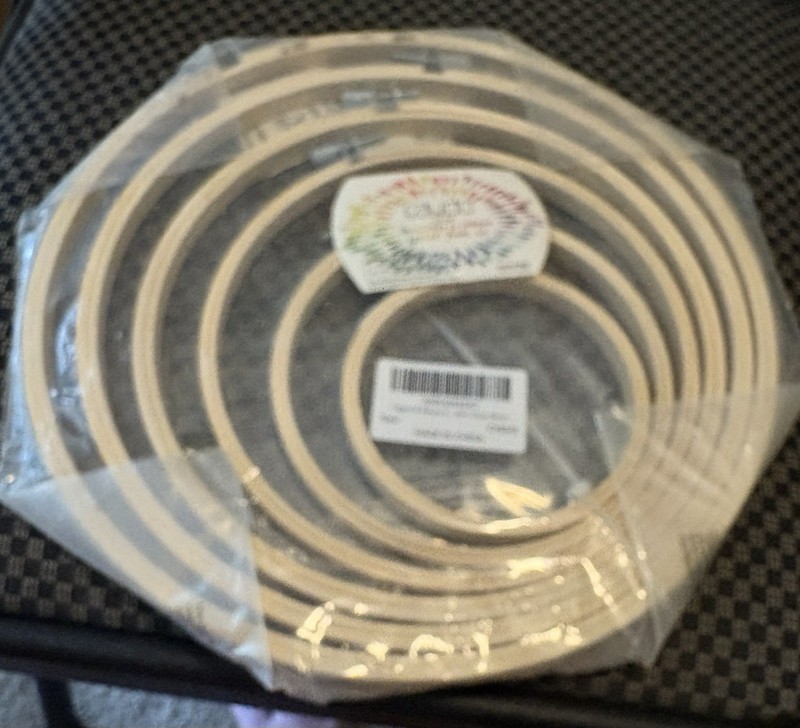 6 Pieces Embroidery Hoop Set Circle Cross Stitch Hoop Ring 4 inch to 10 inch