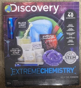 Discovery Extreme Chemistry Stem Science Kit 40 Experiments Black Light Included