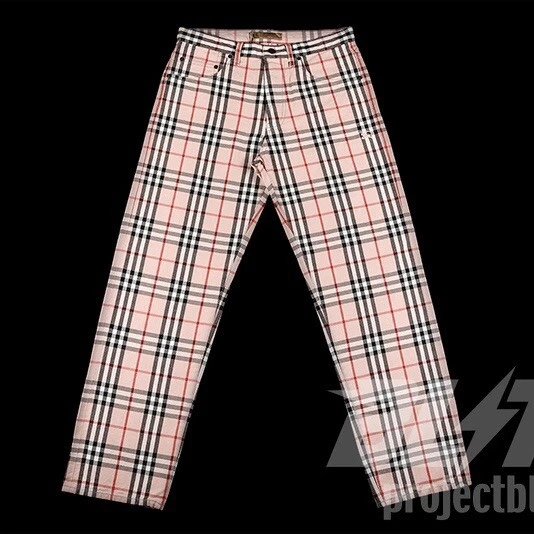 PANTALON PANTALON ROSE JEAN REGULAR SS22 SUPREME BURBERRY TAILLE 32