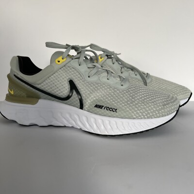 Nike React Miler Light Silver Mens Womens 11 Refurbished