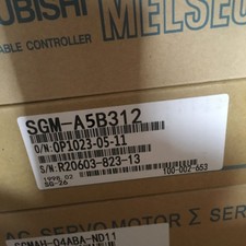 NEW YASKAWA AC SERVO MOTOR SGM-A5B312 ORIGINAL