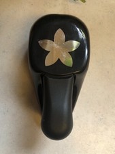 Stampin  Up Large Flower Paper Punch Whale Tail Style