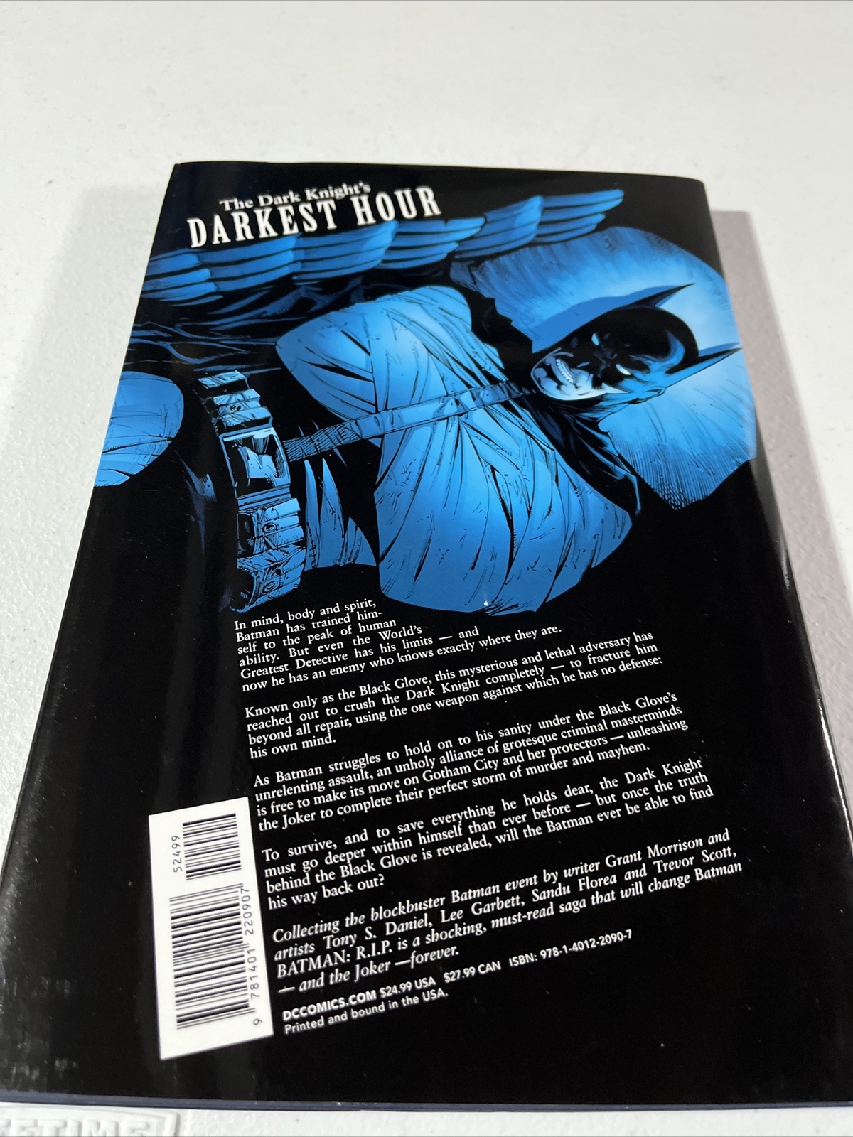 Batman R.I.P.: The Deluxe Edition (DC Comics, April 2009)