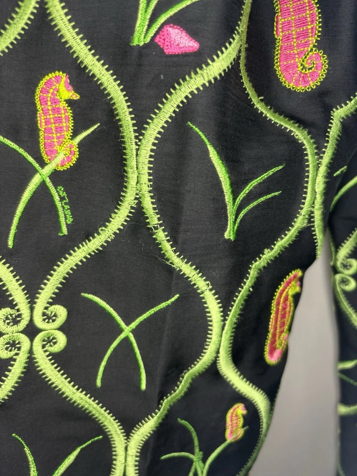 CJ Laing Palm Beach Women’s Size 8 100% Silk Black Sea Horse Embroidered Pants - Image 4 of 4