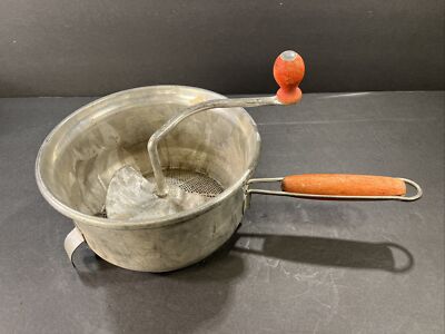 Foley Manufacturing Co Food Mill Vintage Masher Wood Handle & Knob Pat.# 1921936