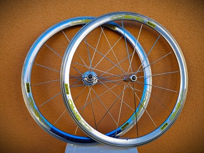 Mavic Cosmic wheelset paire de roues Laufradsatz Shimano 9 speed 1995
