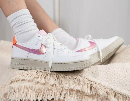 nike air force 1 07 size 4