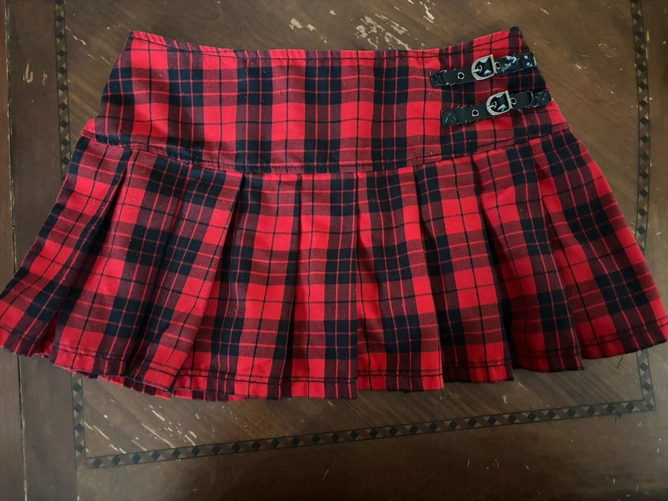 Minifalda Abbey Dawn Avril Lavigne l Foto 2 de 4