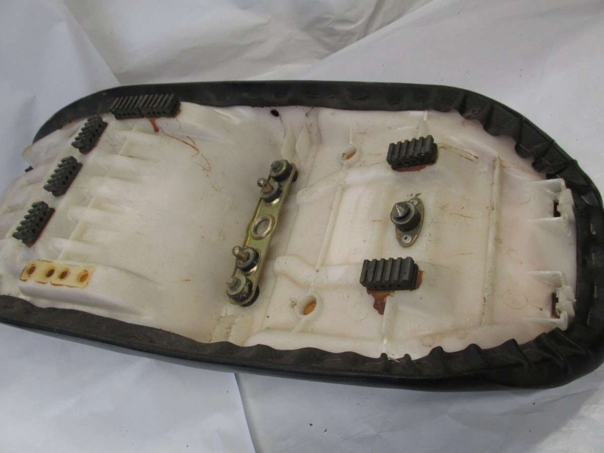 1988-91 SUZUKI GS750 KATANA SEAT, PART #45100-20C10 | eBay