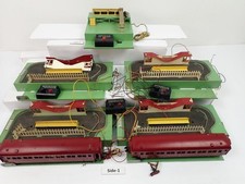 Vintage American Flyer S Project Lot Of 4 #766 Animated Stations & #770 Platform