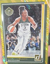 Nneka Ogwumike 1/5 Gold - No 11. 2025 Donruss Panini