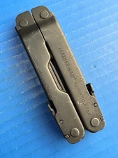 Leatherman Super Tool 300M Multi-Tool multi tool Black Oxide