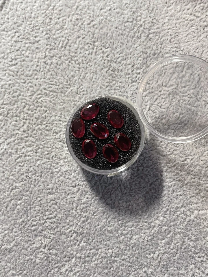 Natural Unheated Red Ruby Gemstone 7mm x 5mm Oval Cut 0.8ct-0.9ct 3pc - Image 3 of 4