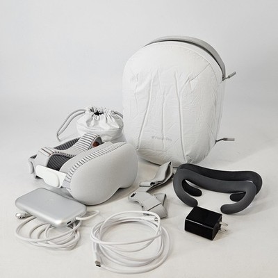 Apple Vision Pro VR Headset 512GB w/ Dual Loop Band-M/Solo Knit Band-M - Good