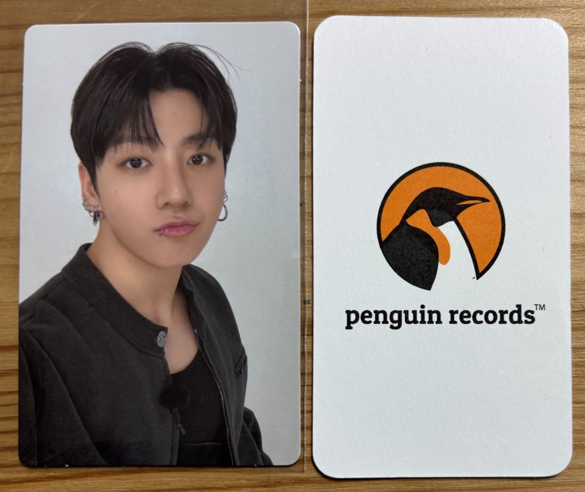 AHOF 韓国MIIM COLLECTION マグネットカード ウンギ KAKAO Friends MagSafe MAGNETIC CARD WALLET for 2 Cards RYAN Apeach