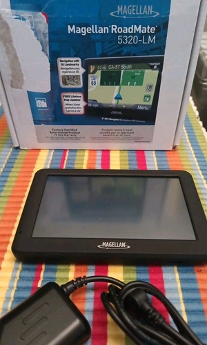 MAGELLAN Refurbished RoadMate 5320-LM 5" GPS Navigator - Picture 2 of 5
