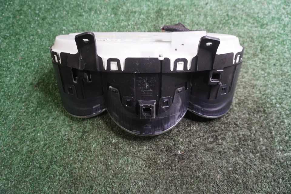 Chevrolet Cruze 2011 2012 2013 velocímetro calibre grupo fabricante de equipos originales 59 k millas 95487986 Foto 2 de 4