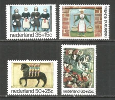 NETHERLANDS 1975 year , mint stamps MNH (**) horses
