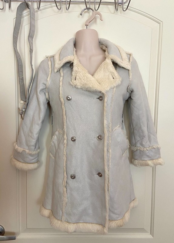 EUC Children’s Place Faux Fur Coat. Washable . Sz 7-8