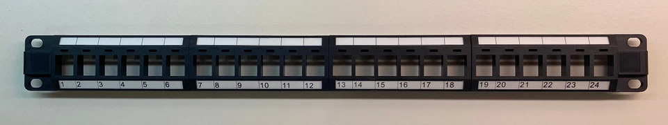 Patch Panel 24 Port Keystone insert compatible - Image 2 of 4