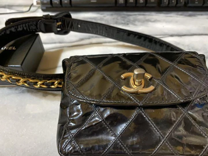 Chanel Patent Quilted Black Fanny Pack Gold Turn lock