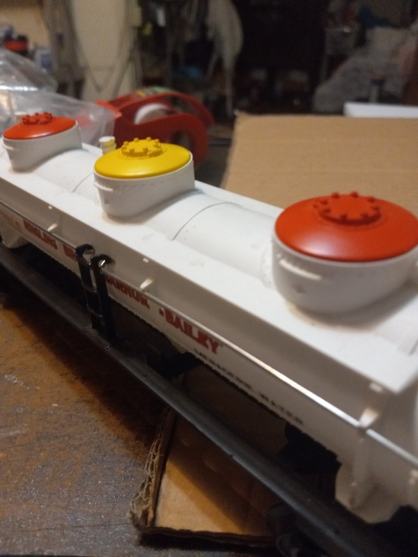 Lionel Ringling Brothers 3 Dome Tank Car -O Gauge From Set no Box