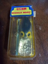 Storm Wiggle Wart Initial Type Lure