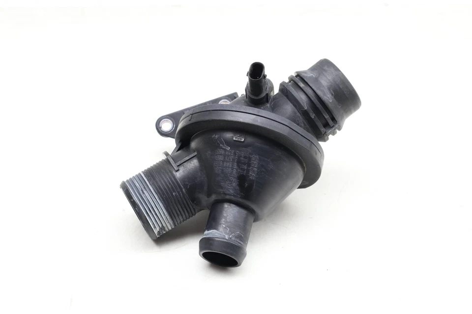 BMW 428I 2015-2016 gran cupé 2,0 L - termostato/carcasa 8635689 Foto 2 de 4