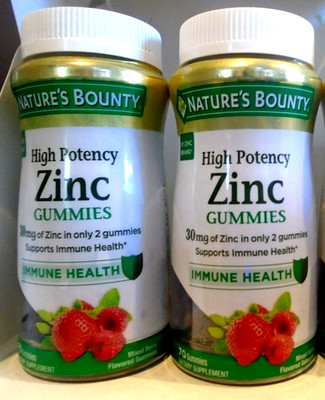 Nature's Bounty Zinc Gummies 30mg 70 Mixed Berry Flavored Gummies 2-PACK