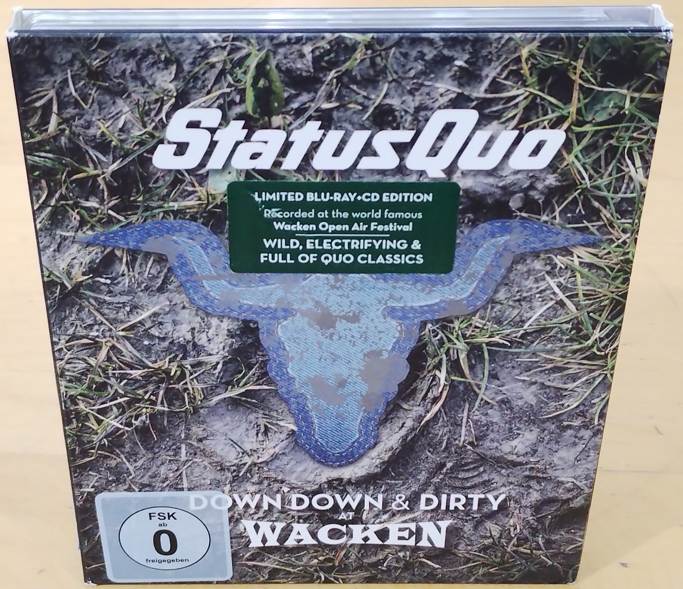 Status Quo Down Down & Dirty At Wacken Blu-Ray & CD Edition Box Set In VGC