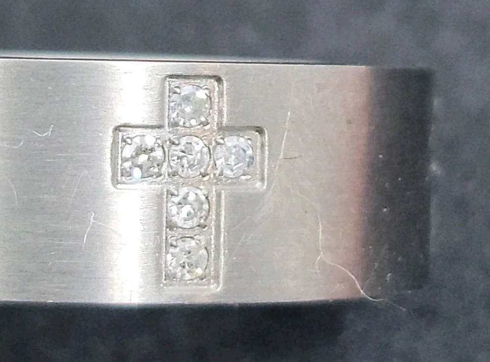 Anillo cristiano de titanio para hombre con cruz joya de diamantes talla 12 grande Foto 3 de 3