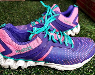 Reebok Womens Zigtech Shoes Sz 7 Multicolor