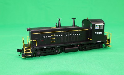 Walthers HO 920-50508 - Proto - EMD NW2 Diesel Locomotive ''New York Central''