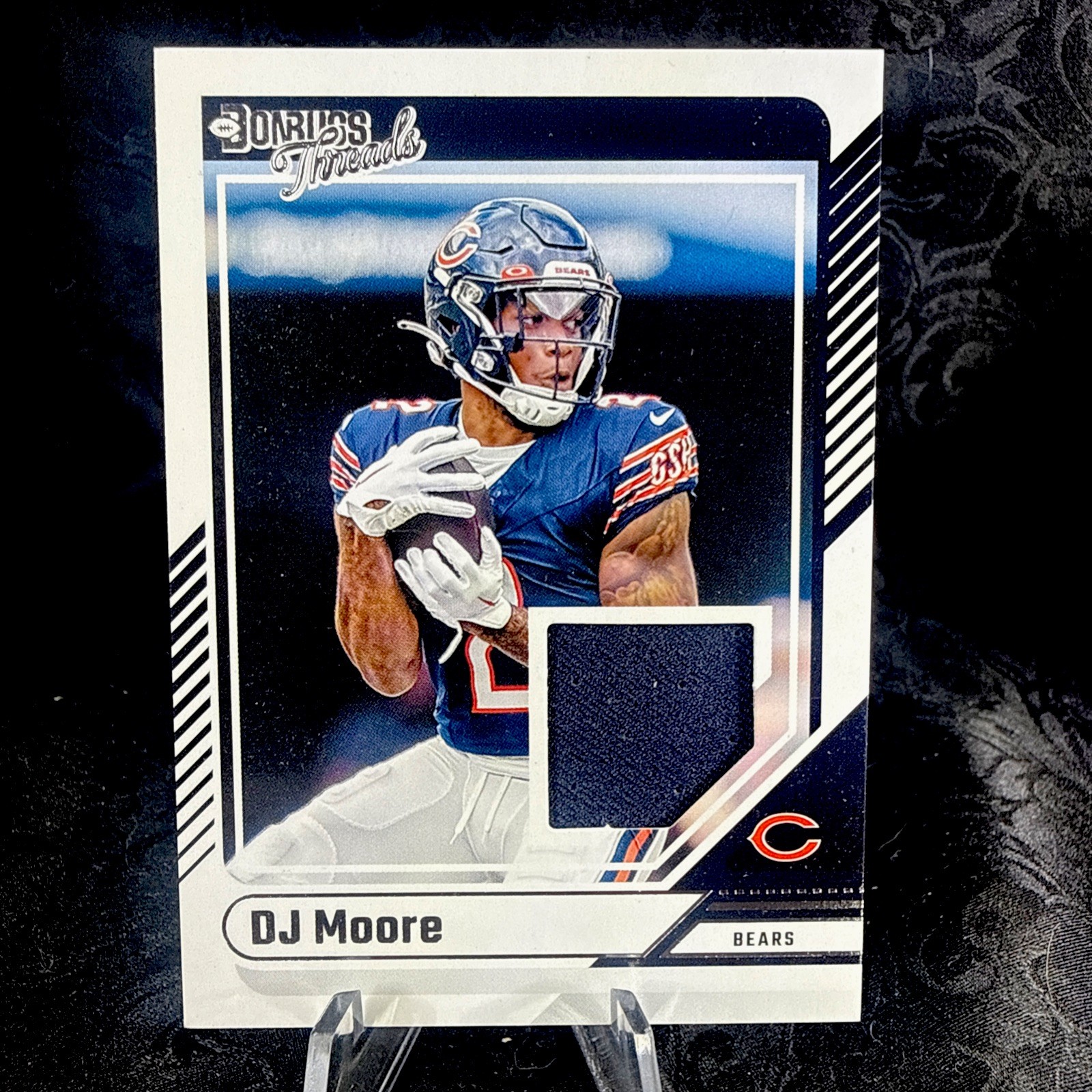 2024 Panini Donruss - Donruss Threads D.J. Moore #DTH-DJM (MEM)