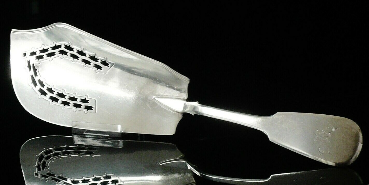 Antique Sterling Silver Fish Slice, Robert Hennell I & Samuel Hennel 1810