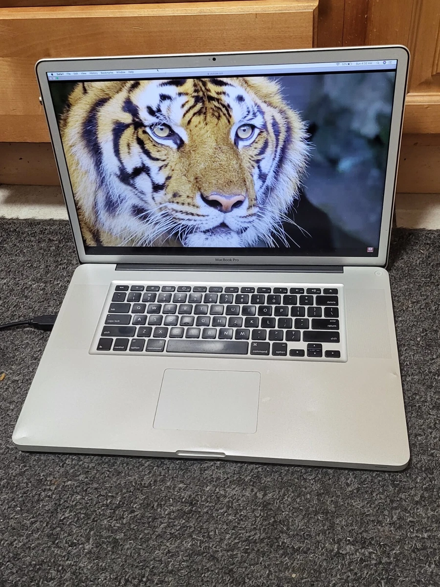 Apple MacBook Pro 17