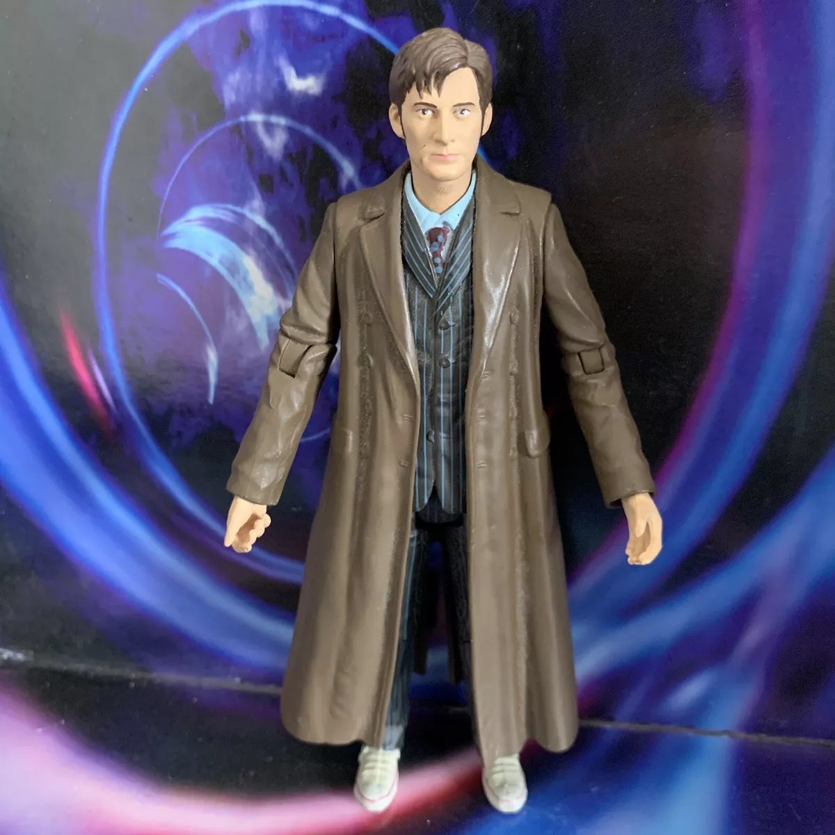 Doctor Who 10th Doctor (Tennant) in Brown Suit & White Sneakers