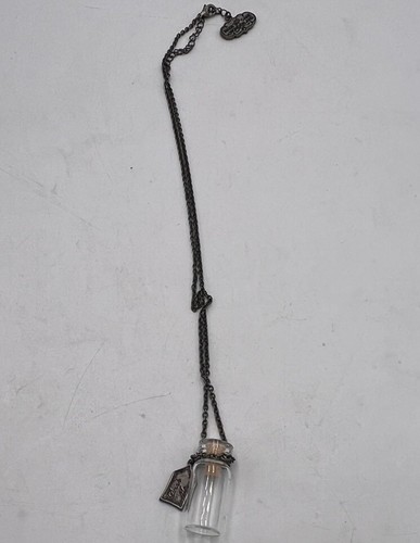 ALICE IN WONDERLAND Necklace W/Drink Me Bottle 20” About.