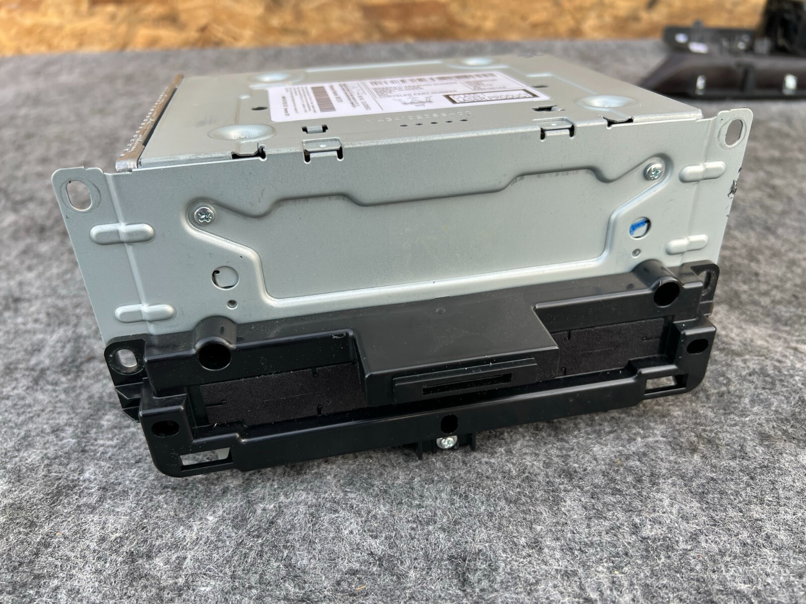 RADIO CD PLAYER FM AM HEAD UNIT ASSEMBLY OEM 44K 14-19 MASERATI GHIBLI
