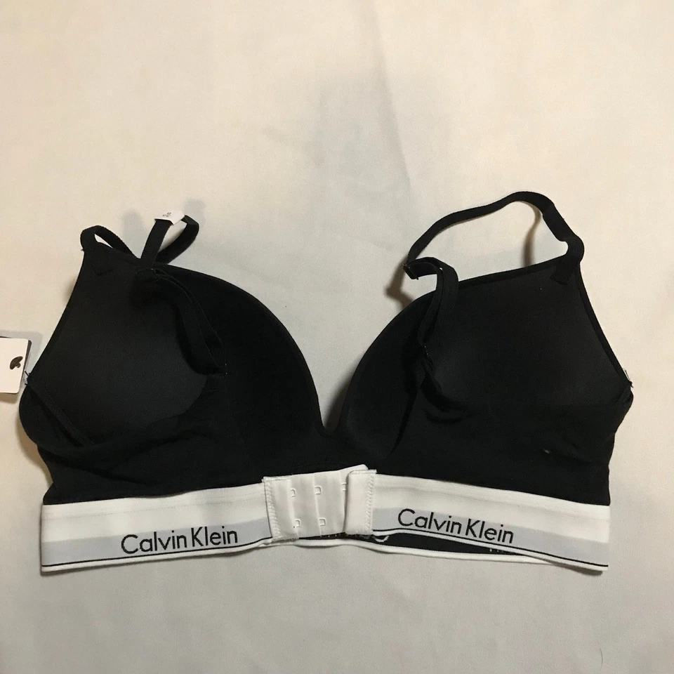 Sujetador push up negro Calvin Klein 36B 2 vías convertible correas Foto 3 de 4