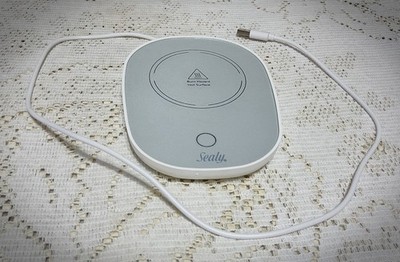 Sealy Electric Mug Warmer USB Desktop Coffee & Tea Heater Gray and White