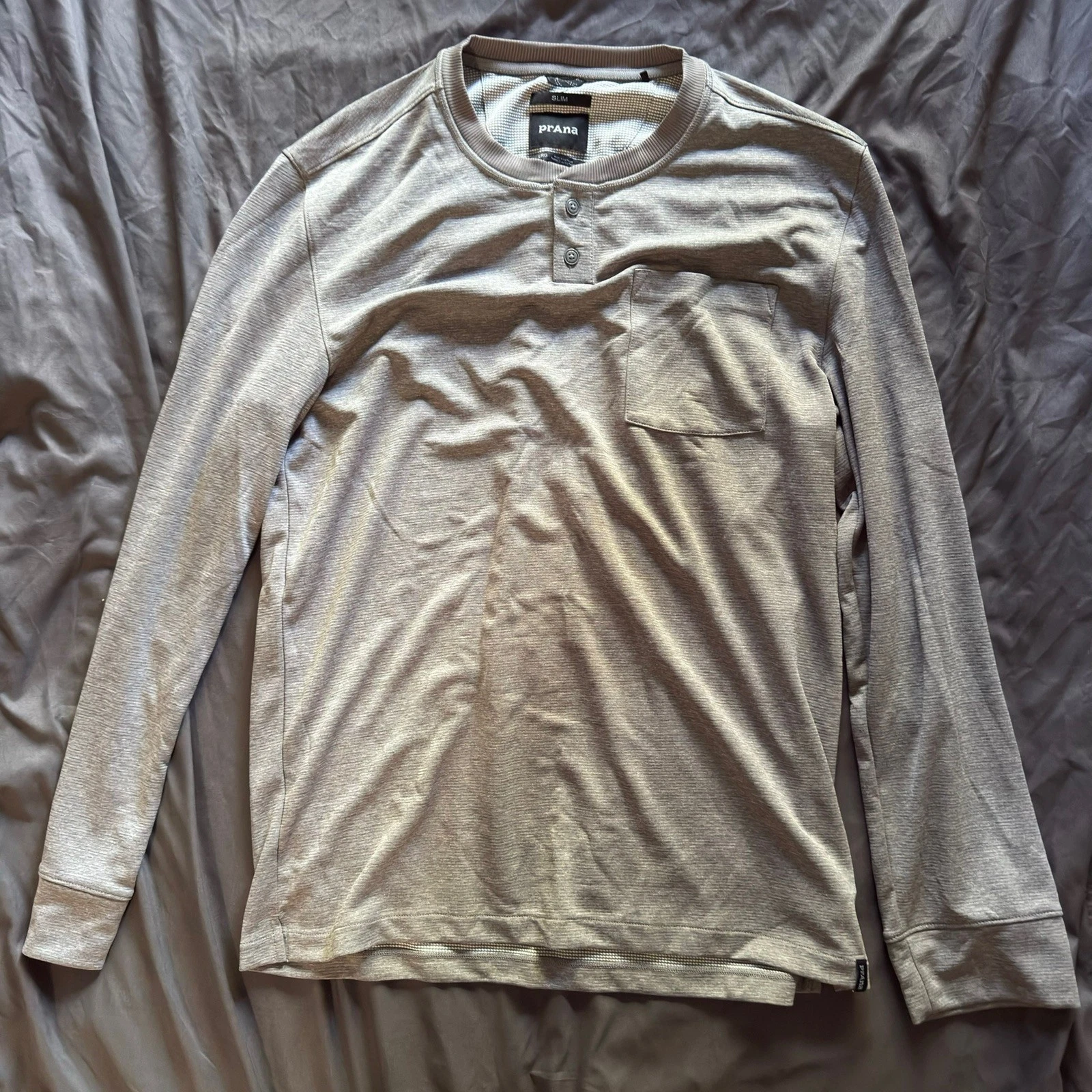 Prana Sol Defender Henley Greystone - Large (NEW, read description)
