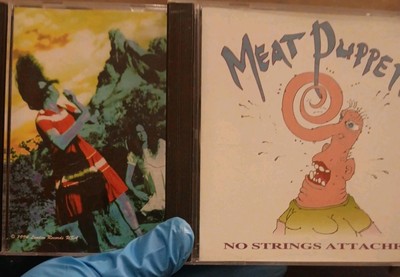 Meat Puppets ''no strings attached CD  Meat Puppets ''too high to die!'' 2 CD's