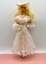 Alte Barbie Clone Puppe / Petra mit Hochzeitskleid