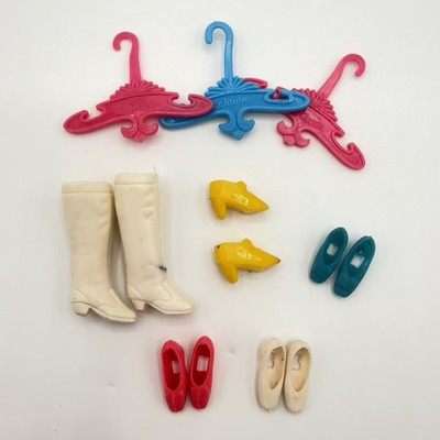 Vintage Topper Dawn & Clone Doll Shoes Boots & Hangers Lot