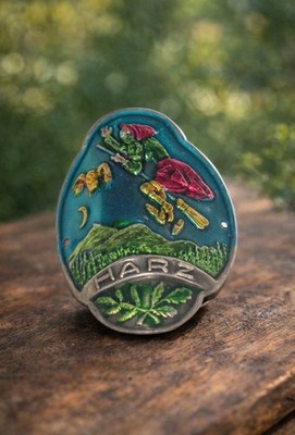 Alter Stocknagel Harz Hexe Emaille / bemalt Souvenir ca. 1960 1970