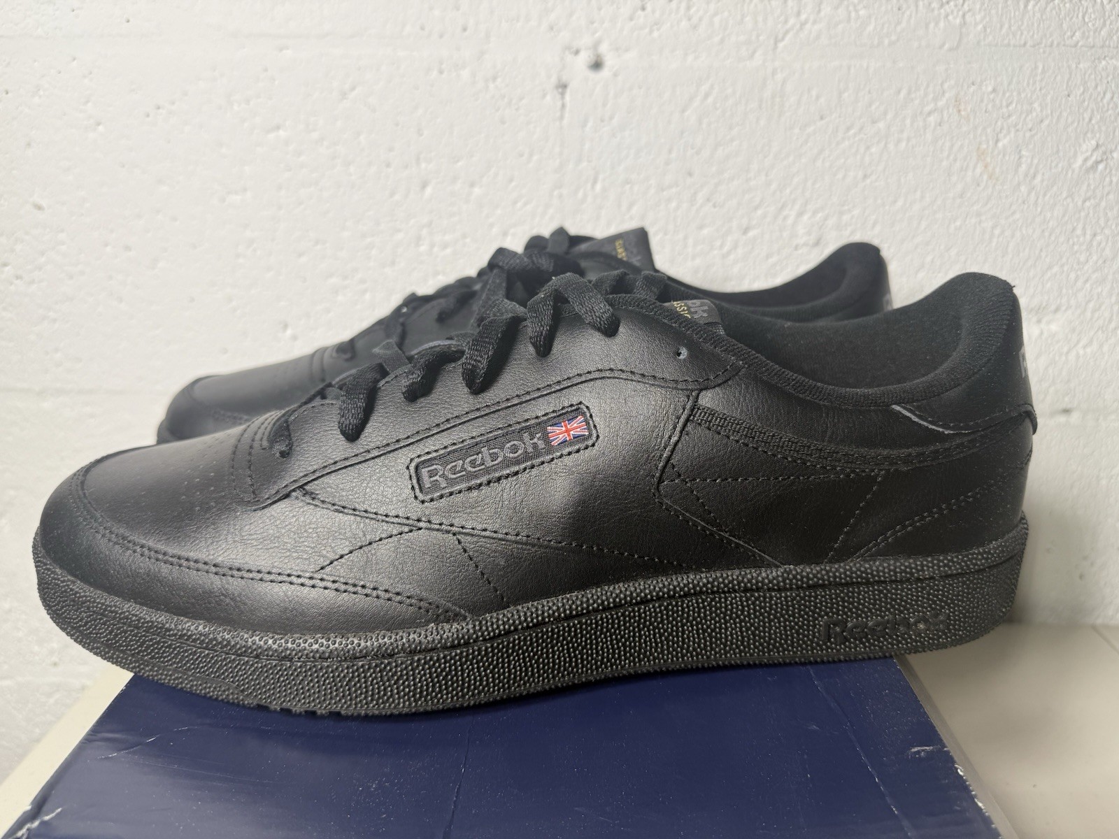 Black Retro Shoes Size 15